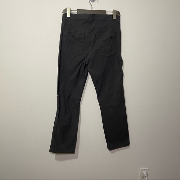 Eddie Bauer Men's charcoal grey performance outdoor nylon blend pants in 34x30 - Picture 6 of 8